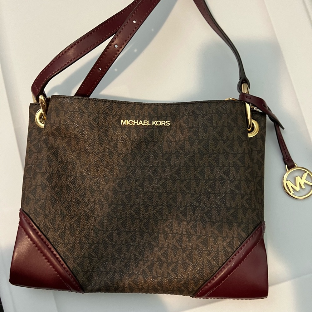 Michael Kors crossbody